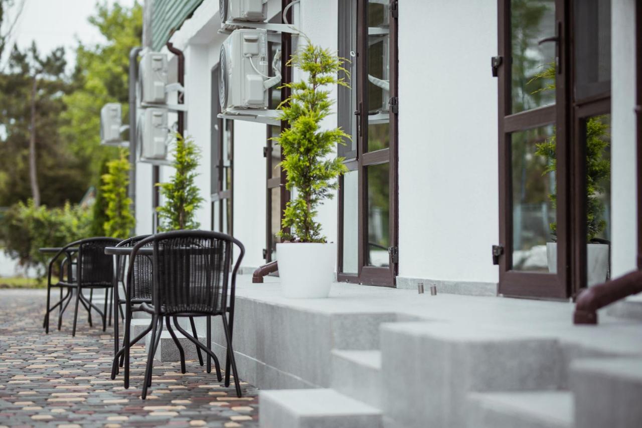 Reef Hotel Kobleve Exterior foto